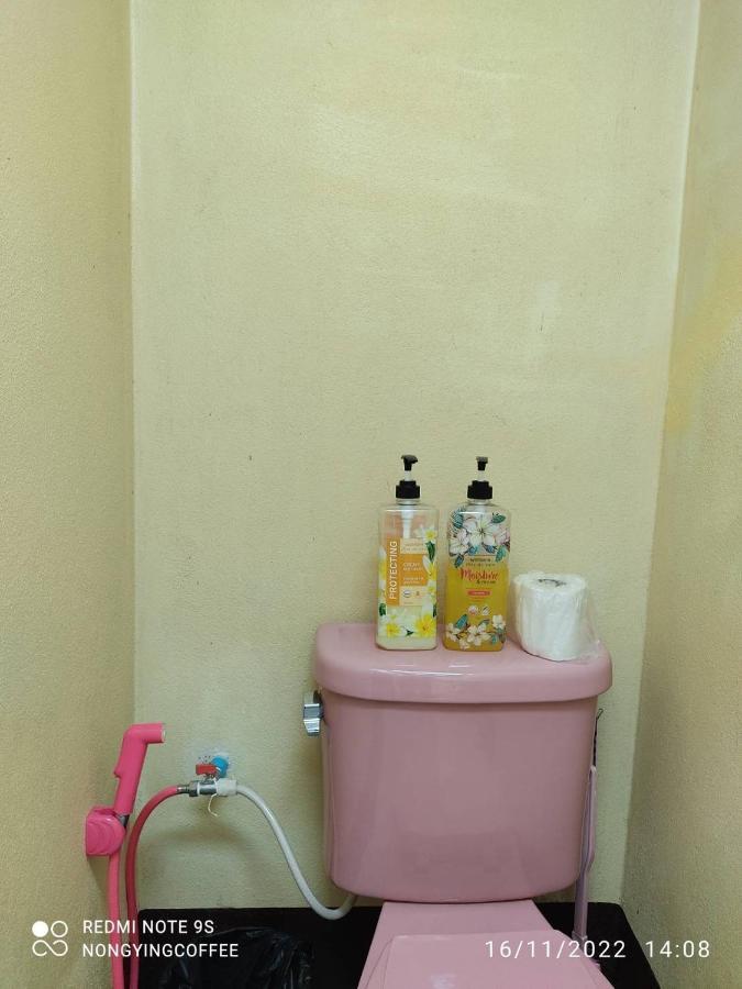 Chanmuang Guesthouse Мэхонгсон Экстерьер фото