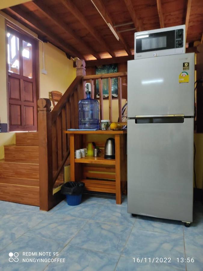 Chanmuang Guesthouse Мэхонгсон Экстерьер фото