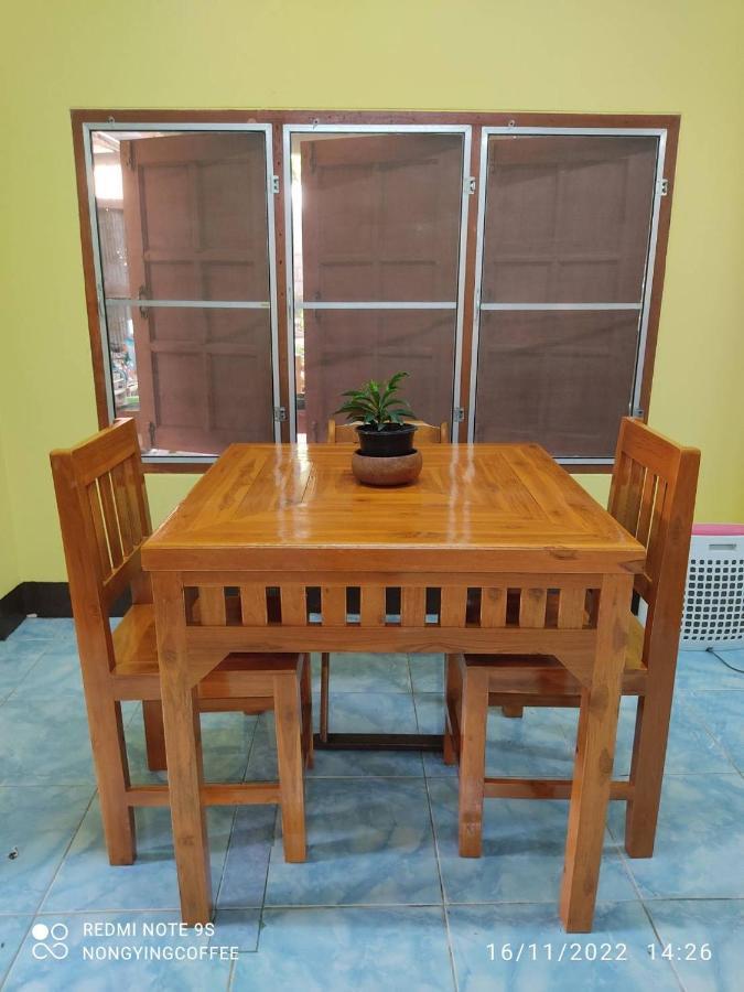 Chanmuang Guesthouse Мэхонгсон Экстерьер фото